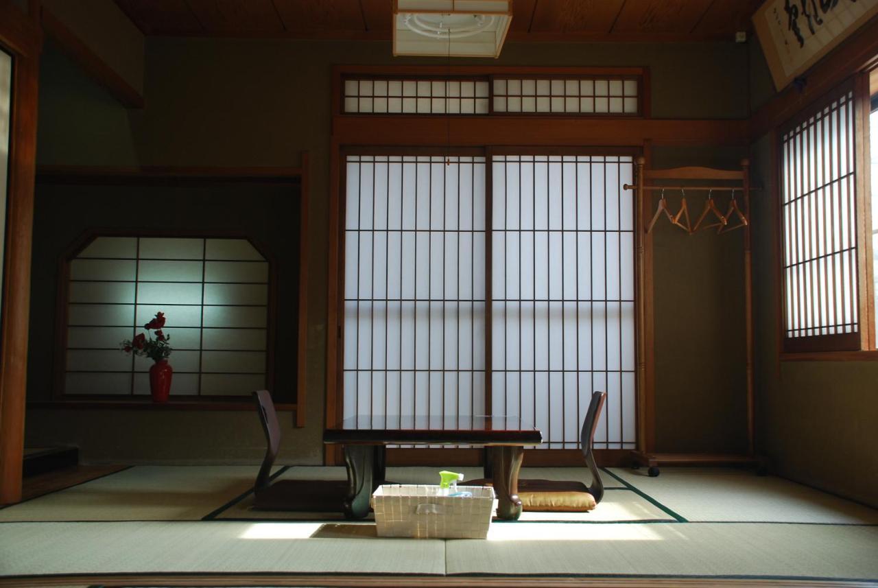 קיוטו Tiny Guesthouse Umekoji 梅小路 מראה חיצוני תמונה